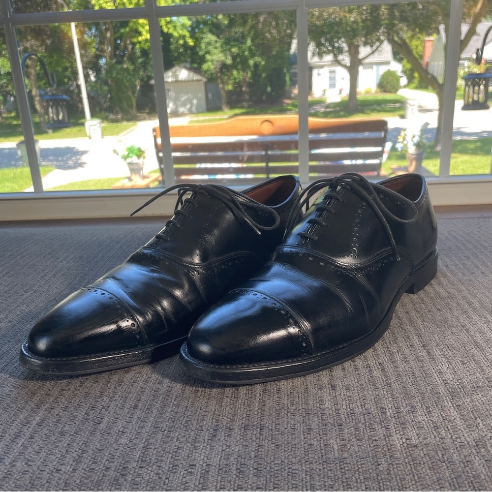 Allen Edmonds 9.5 E Hale Brogue Cap Toe Oxford Black